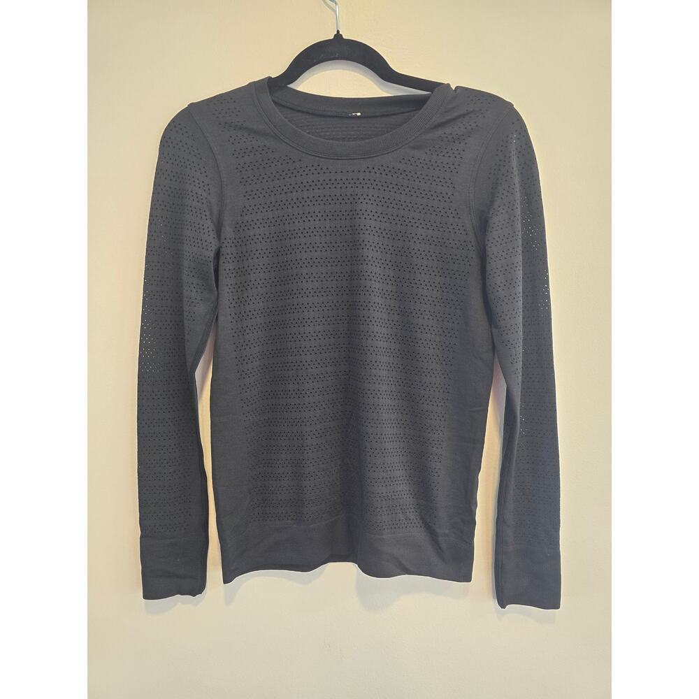 Lululemon Breeze by Long Sleeve Black size 4/6 Preloved